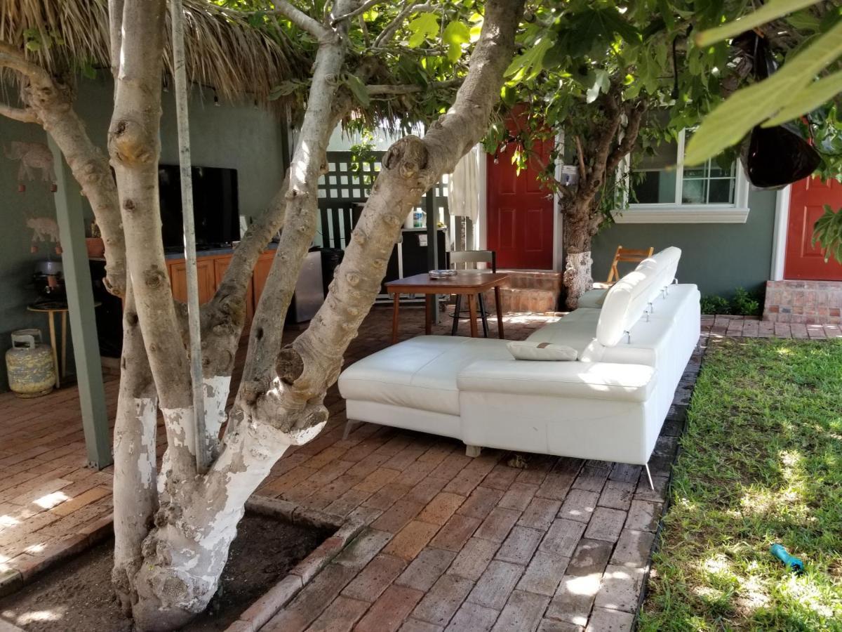 De Alamo Hostel Rosarito Bagian luar foto